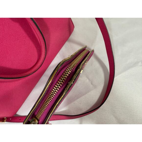 Michael Kors Pink Saffiano Leather Tote Bag & Wallet Set – Gold, Crossbody Strap - Picture 3 of 11